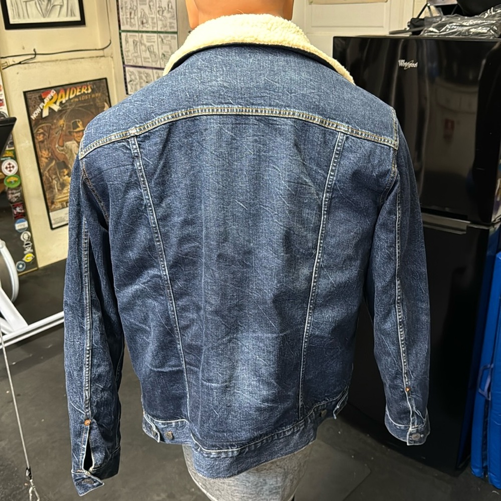 NEW & UNWORN - American Eagle sherpa shearling lined denim jacket - awesome - Picture 7 of 12